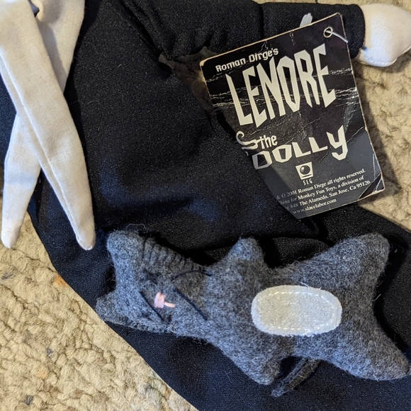 2005 Lenore PVC set & Doll LOT - Picture 14 of 15